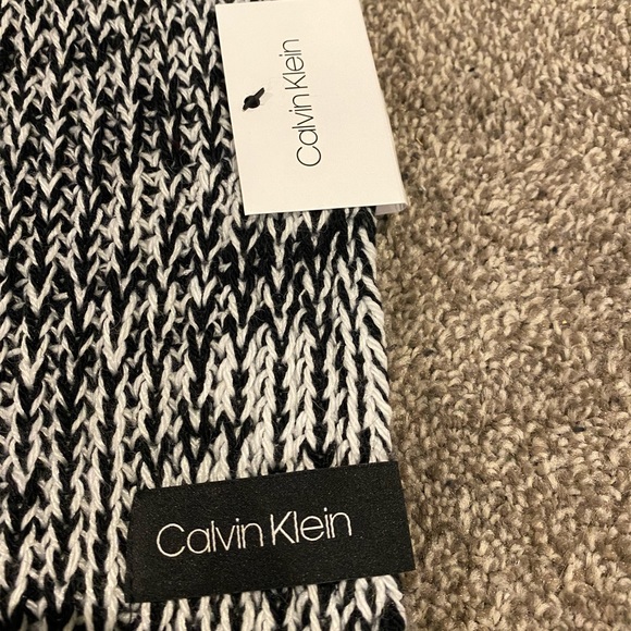 Calvin Klein Infinity Scarf - Picture 5 of 5